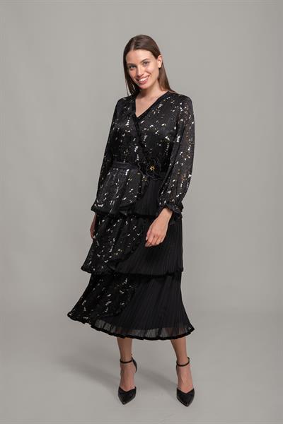 فستان لامع محروق بفتحة رقبة على شكل حرف V