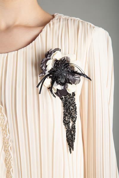 V Yaka Yoryo Empirme Elbise