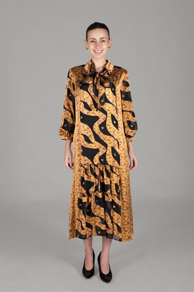 Y Yaka Fularlı Elbise