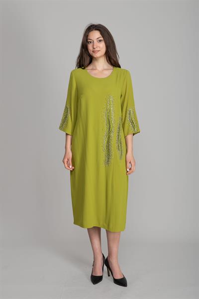 Yuvarlak Yaka Delikli Nakışlı Elbise