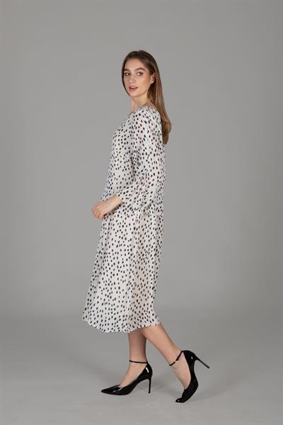 Yuvarlak Yaka Elbise