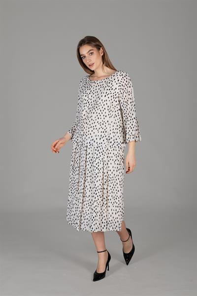 Yuvarlak Yaka Elbise