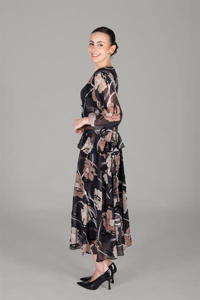 Yuvarlak Yaka Empirme Elbise