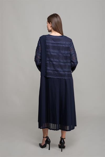 Yuvarlak Yaka Güpürlü Elbise 