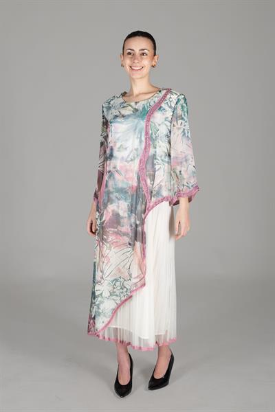 فستان يوريو الحريري ذو الرقبة المستديرة