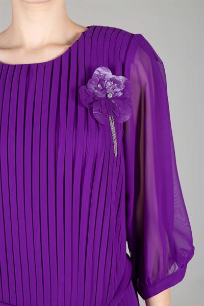 Round Neck Pleated Chiffon Dress