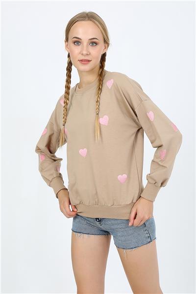 Kadın İki İplik Kumaş Kalp Nakışlı Oversize Sweatshirt 23534 -Vizon
