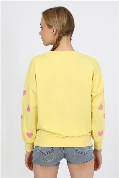 Kadın İki İplik Kumaş Kalp Nakışlı Oversize Sweatshirt 23534 -Sarı