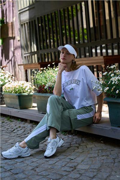 Kadın Pamuklu Eşofman Takımı Nakışlı Sunset