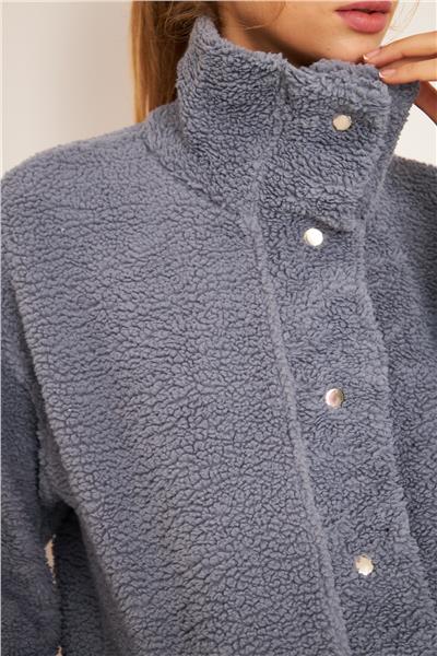 Kadın Yandan Cepli Çıtçıtlı Kuzu Kumaş Peluş Astarsız Mont Ceket Gri