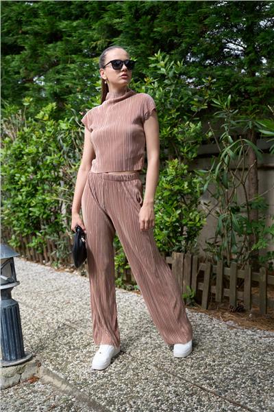 Örme Piliseli Dik Yaka Crop İkili Pantolonlu Takım Cepli  24108 Vizon