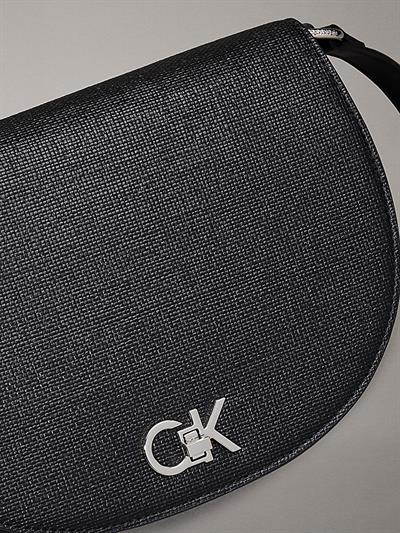 Calvin Klein 13233 Kadın Ck Çapraz Çanta