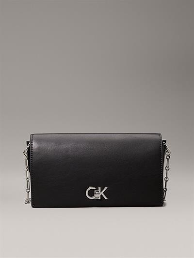 Calvin Klein 2807 Kadın Ck Elongated Omuz Çantası