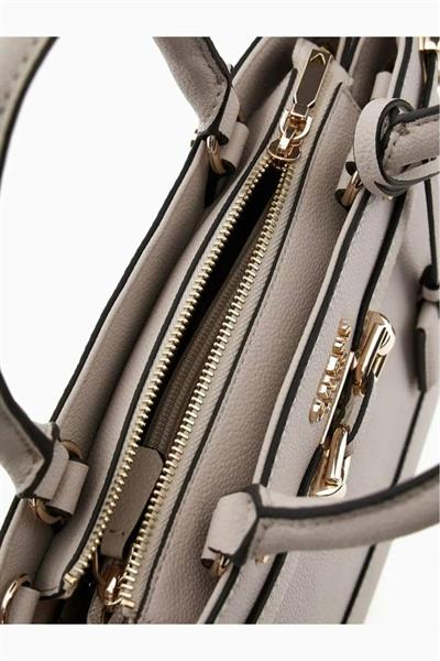 Guess 952706 Kadın  Sılvye Luxury El Çantası