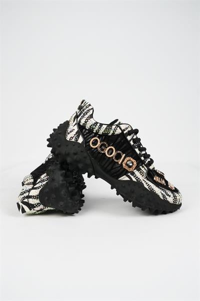 GUJA ÖZEL TAŞ TASARIM SNEAKER KADIN AYAKKABI