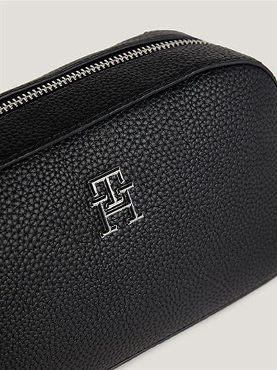 Tommy Hılfıger Kadın Th Emblem Kamera Çantası
