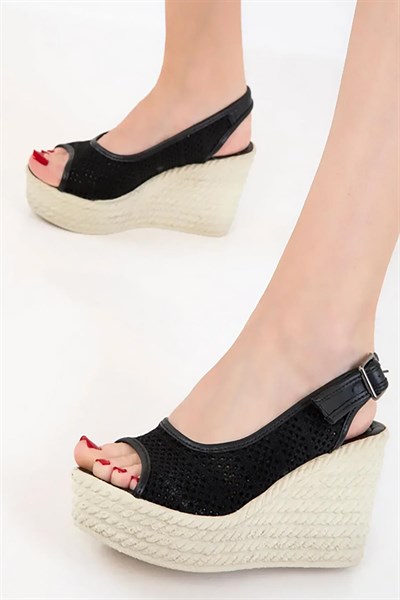 Celira Siyah Kadın Dolgu Topuklu Ayakkabı