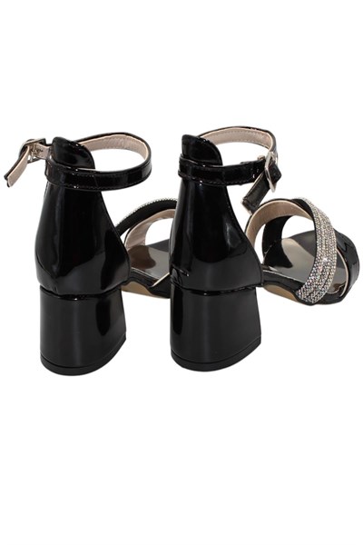 Celira Siyah Rugan Kız Çocuk Topuklu Sandalet Ayakkabı