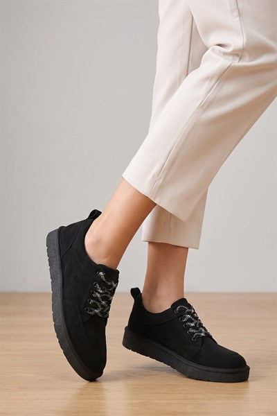 Celira Siyah Süet Bağcıklı Kadın Bot NSB520