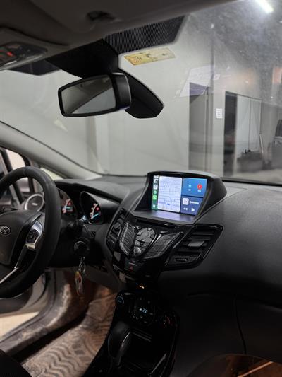 FORD FIESTA 9