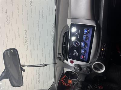 HONDA JAZZ 6/128 GRİ UYUMLU ANDROID MULTİMEDYA (2009-13)