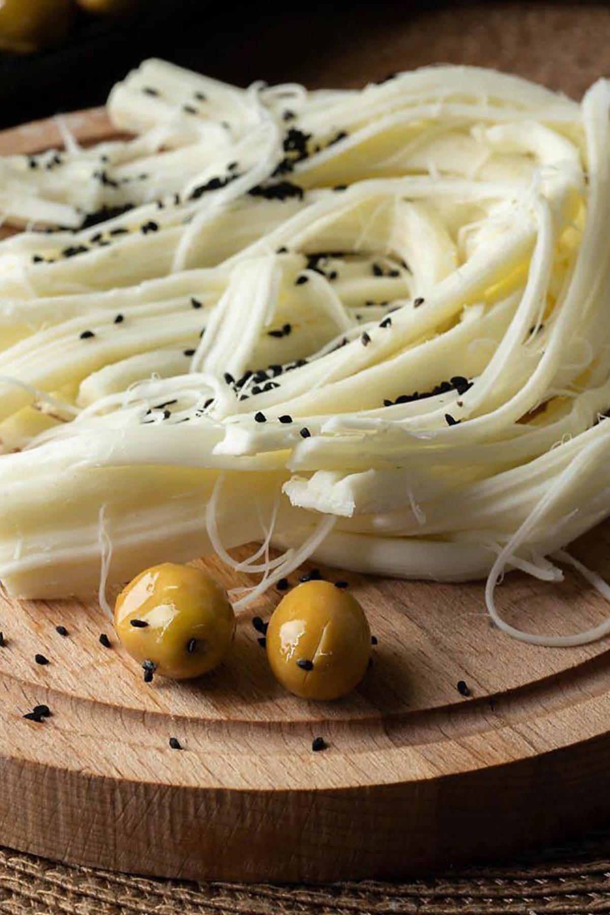 Öget Erzincan Beyaz Çeçil Peyniri 1 Kg