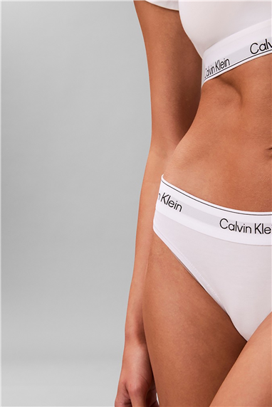 Calvin Klein Brazilian Kadın Külot Beyaz