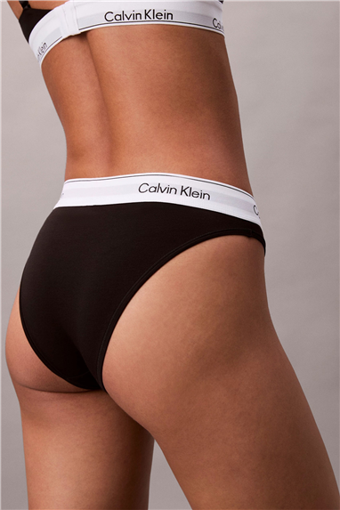 Calvin Klein Kadın High Leg Tanga Külot Siyah