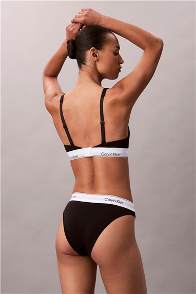 Calvin Klein Kadın High Leg Tanga Külot Siyah