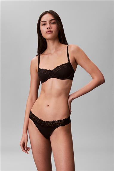 Calvin Klein Kadın Külot