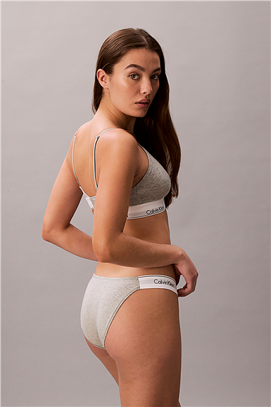 Calvin Klein String Bikini Kadın Külot