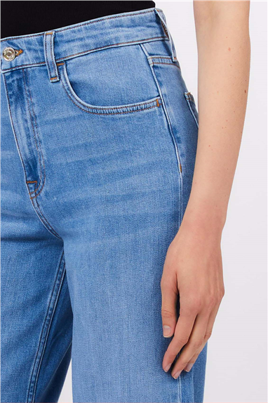 Liu Jo B.Up Flare Cropped Reg.W. Kadın Jean Pantolon