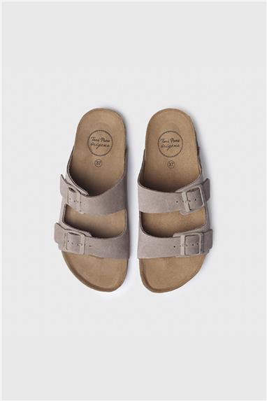 Toni Pons Kadın Terlik