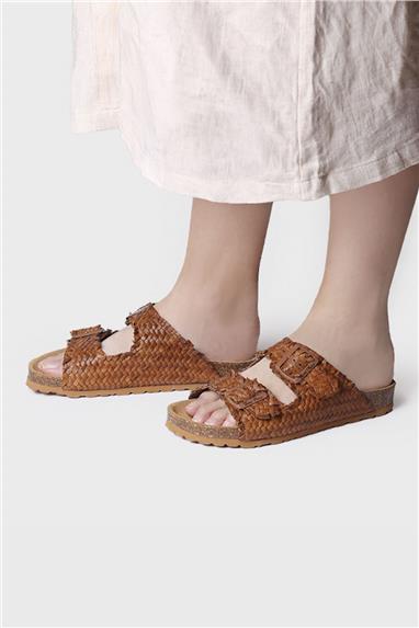 Toni Pons Kadın Terlik