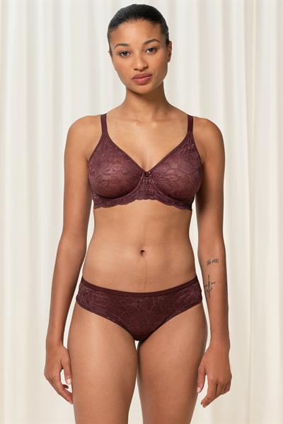 triumph-amourette-charm-brazilian01-ku--7ba54.jpg