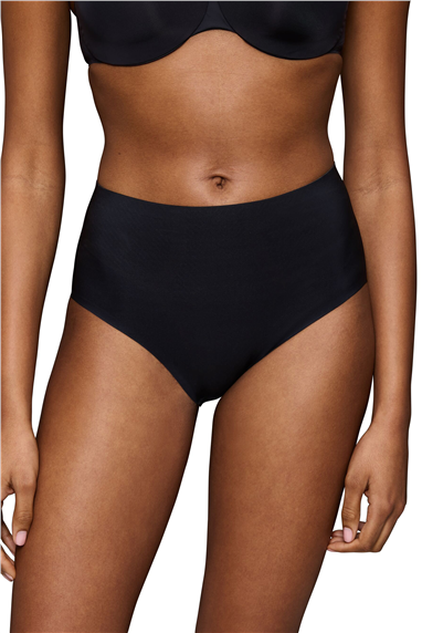 Triumph BMU Illusion Curve Maxi Kadın Külot