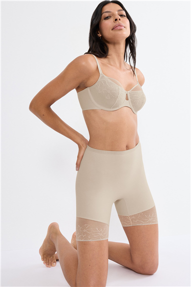 Triumph Comfort Contour Mid-Thigh Panty Kadın Korse Bej