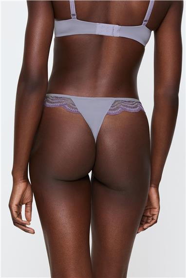 Triumph Comfort Glam String Kadın Külot