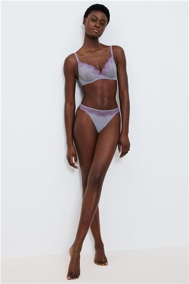 Triumph Comfort Glam String Kadın Külot