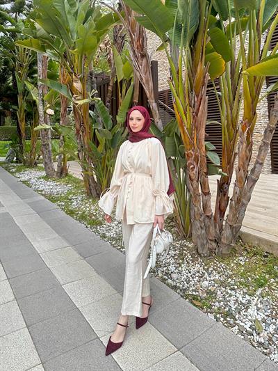 BİRİT DÜĞMELİ TENSEL TAKIM