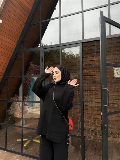  Metal Düğmeli Triko Takım Siyah