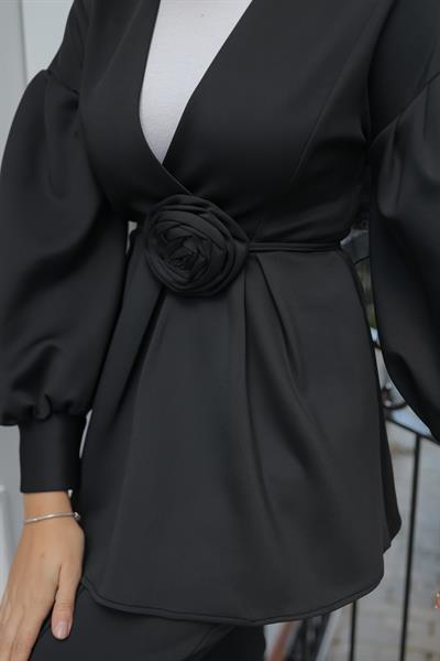 Gül Aksesuarlı Scuba Takım Siyah