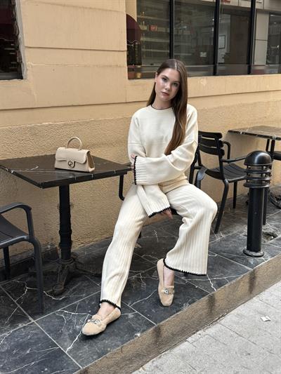 Hesna Biyeli Triko Takım Taş