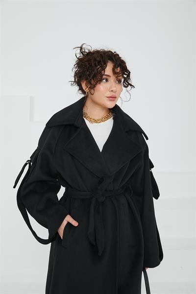 Kolları Cep Detaylı Kaşe Kaban Siyah