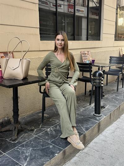 Kruvaze Tokalı Takım Haki