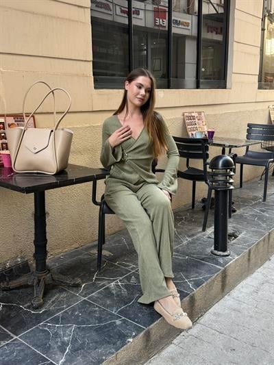 Kruvaze Tokalı Takım Haki