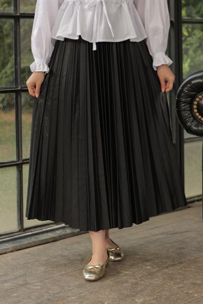 Parlak Pliseli Etek Siyah