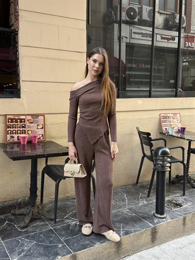 Rose Asimetrik Takım Kahve