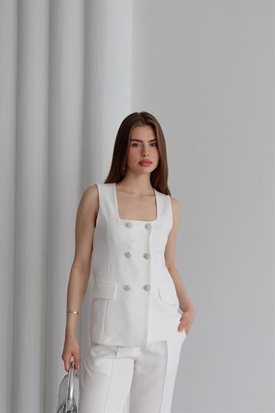 Taş Düğmeli Yelek Takım Beyaz
