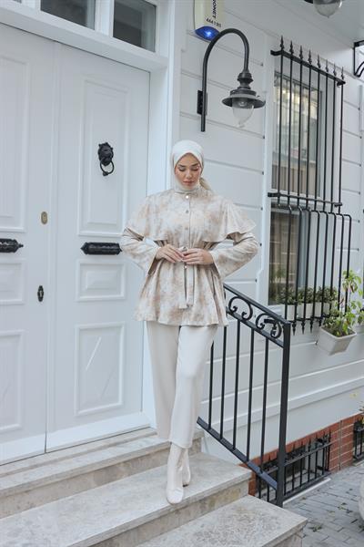 Varak Baskılı Pelerinli Takım Krem